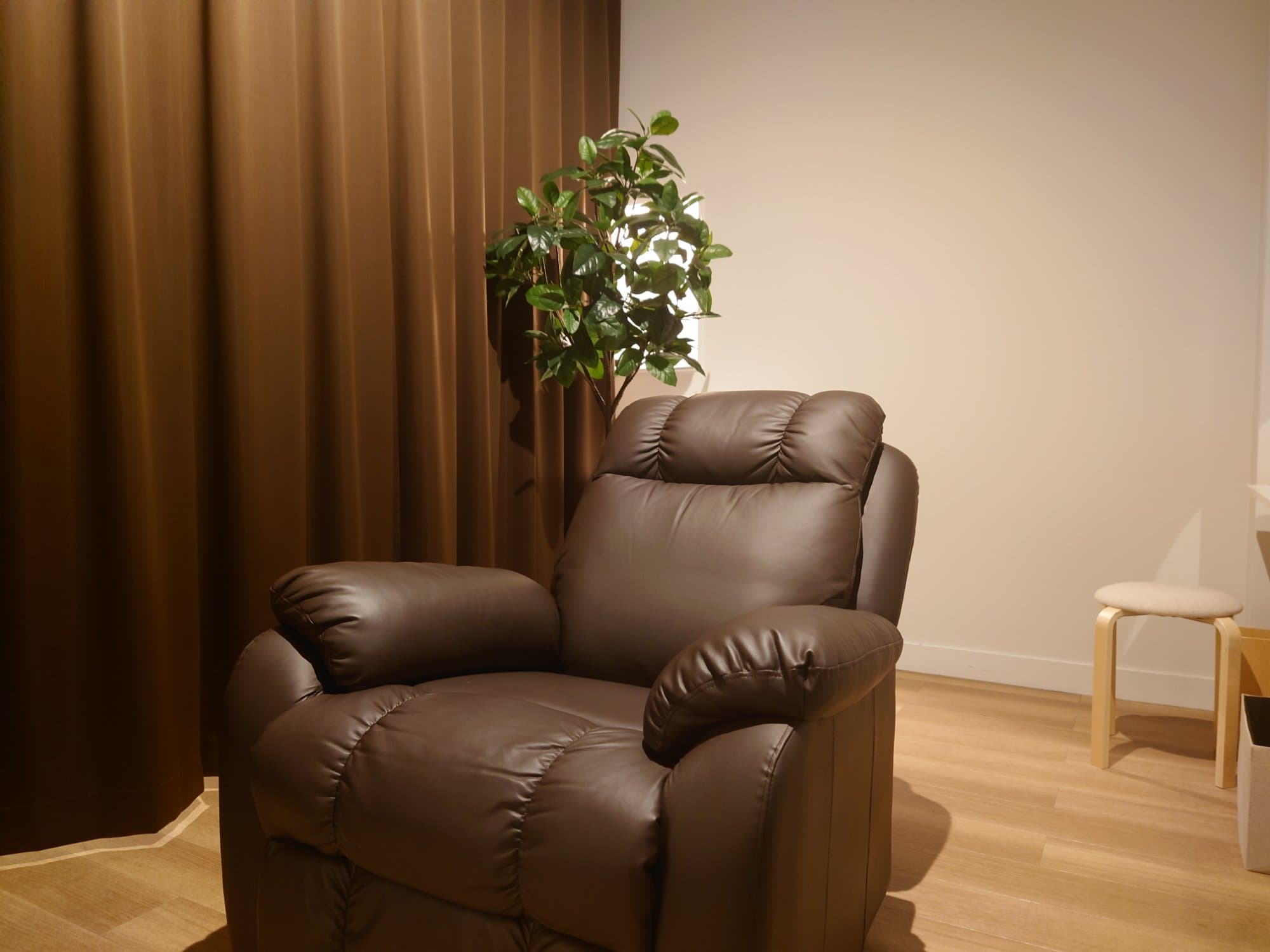 リクライニングチェア