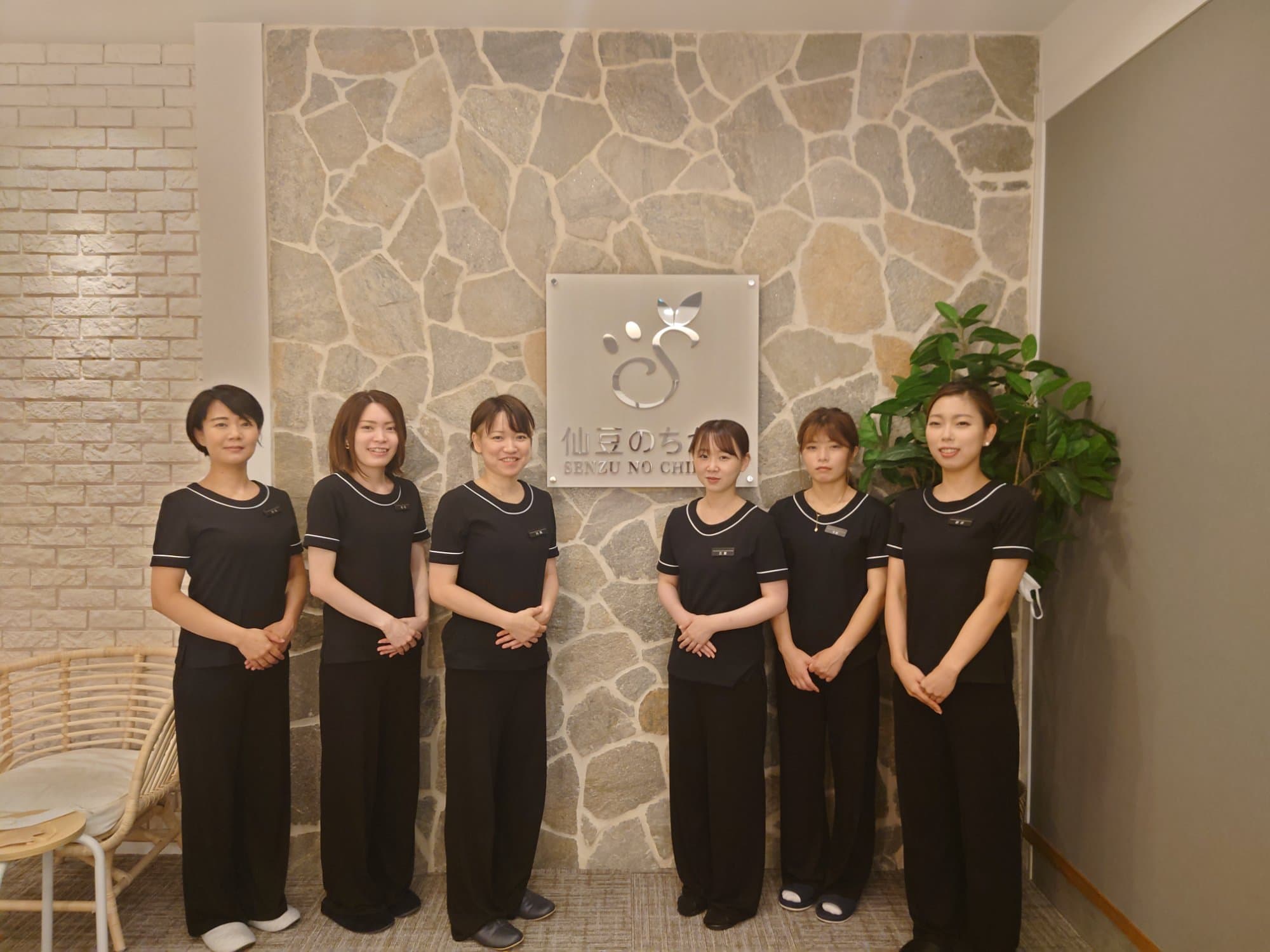 スタッフ集合写真